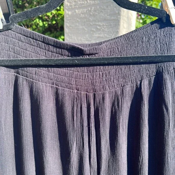 SZXL Kona Sol Target Black Crinkle Cover Up Pant. Side Slits. Wide waistband. - Picture 6 of 7